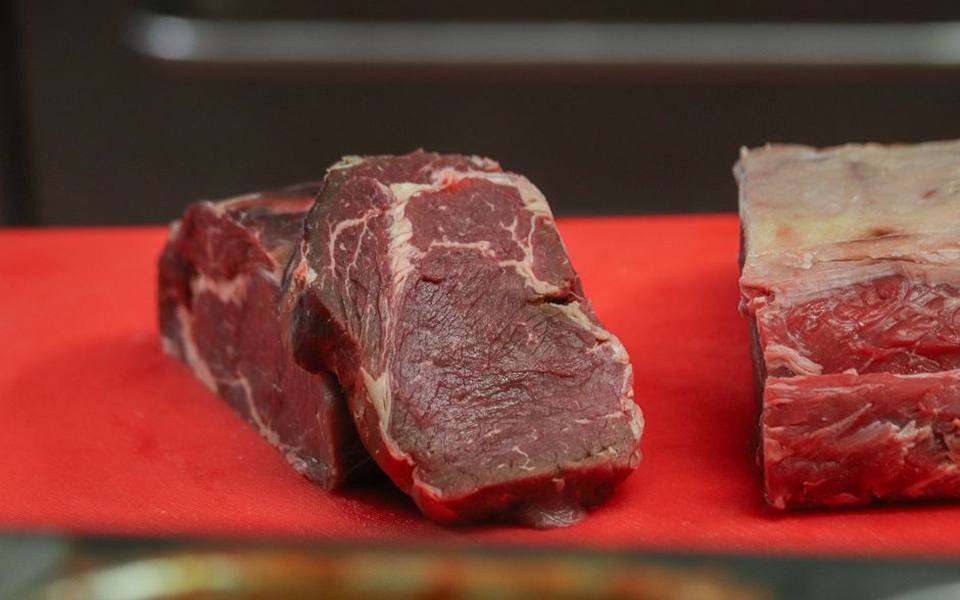 Tool Selection for Specialty Cuts and Game Meat